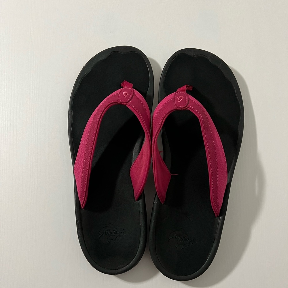 Womens Pink OluKai Sandals